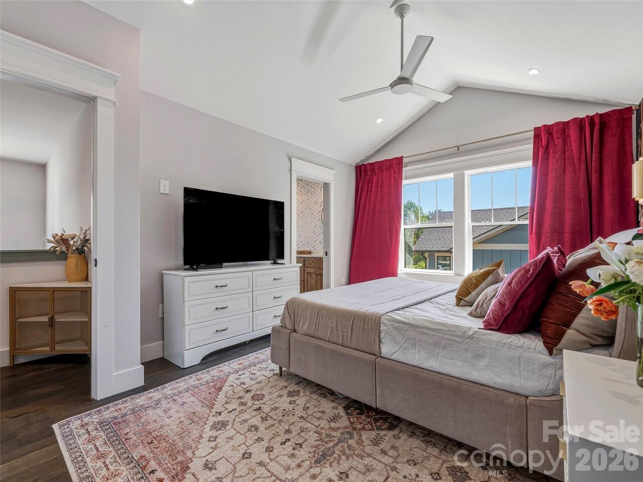 Listing Photo 23
