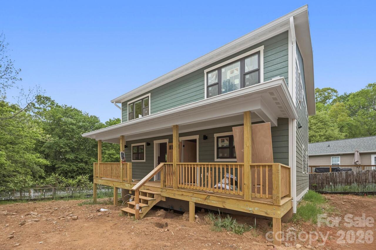 Listing Photo 8