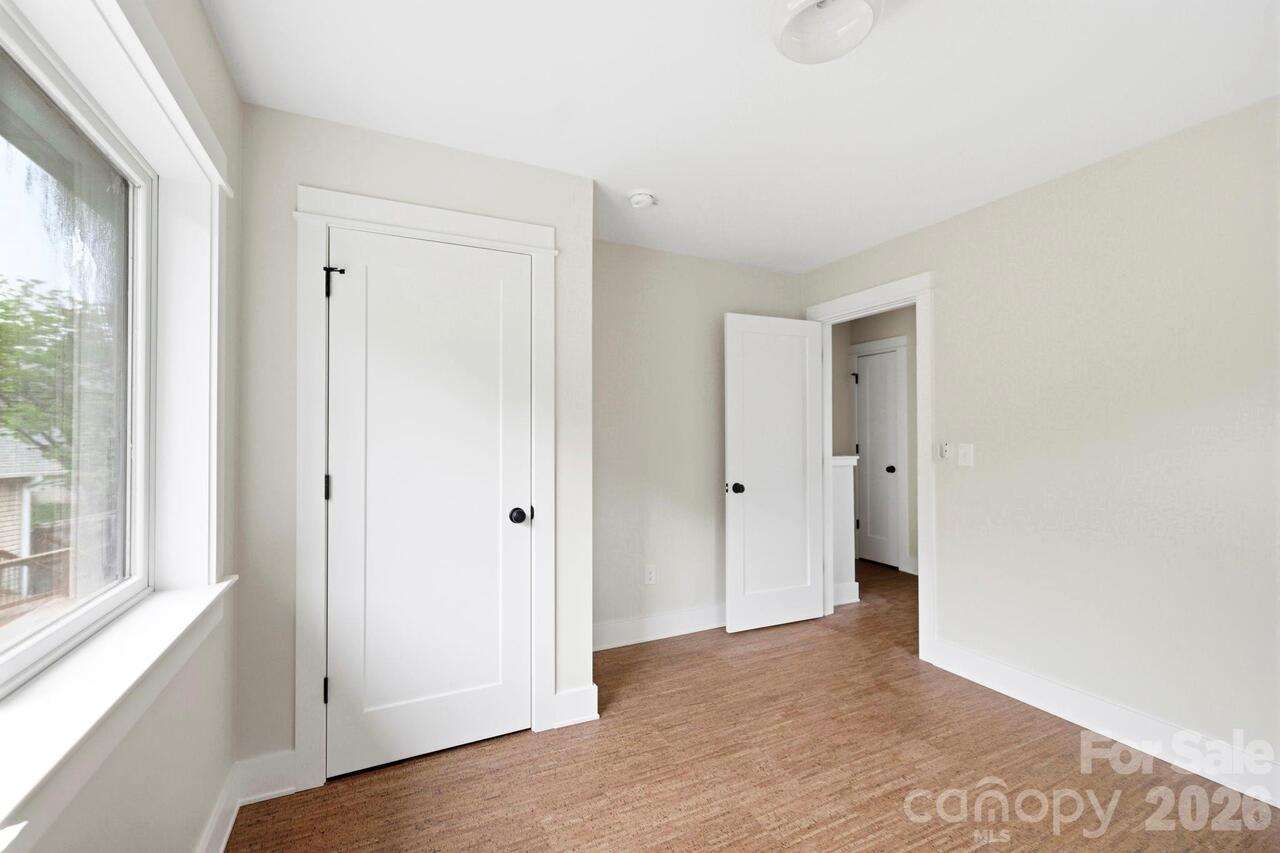 Listing Photo 25
