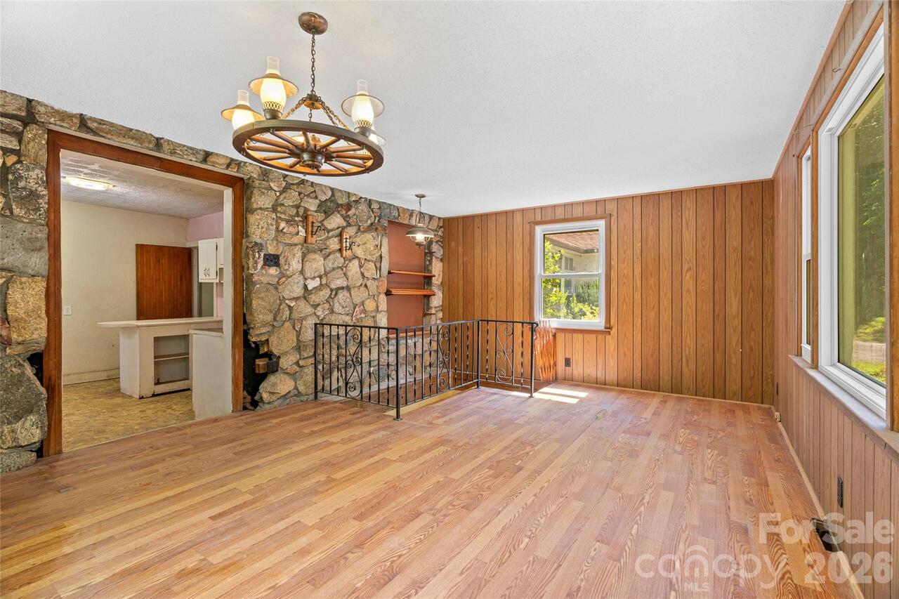 Listing Photo 7