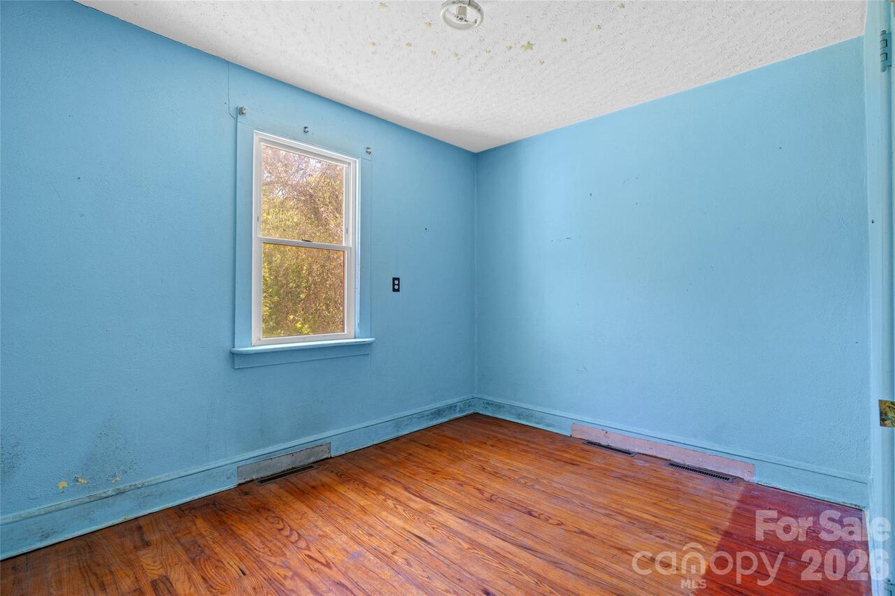 Listing Photo 20