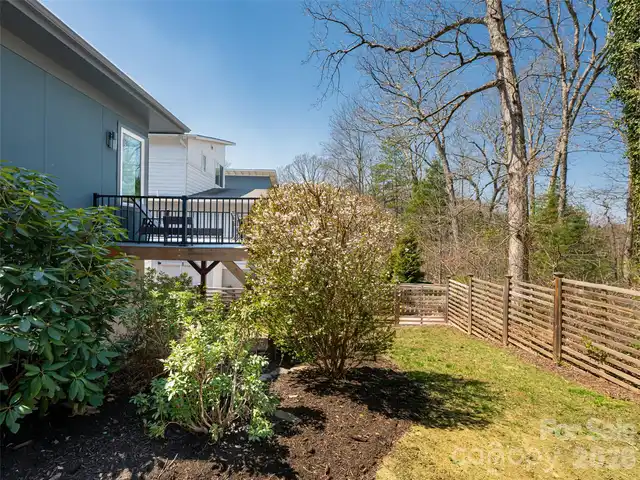 Listing Photo 46