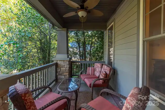 Listing Photo 9