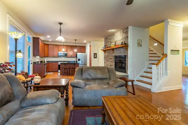 Listing Photo 17