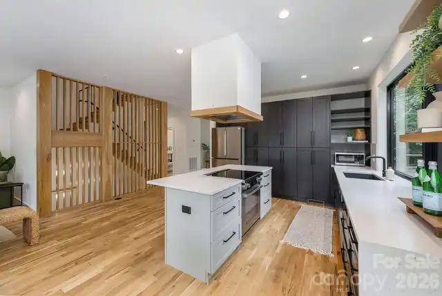 Listing Photo 17