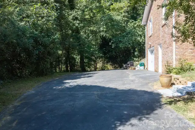 Listing Photo 27
