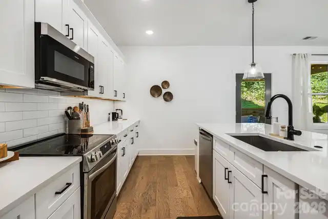 Listing Photo 13