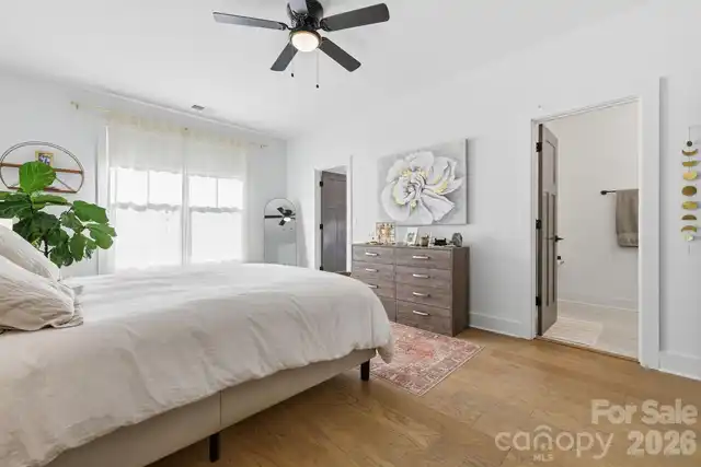 Listing Photo 22