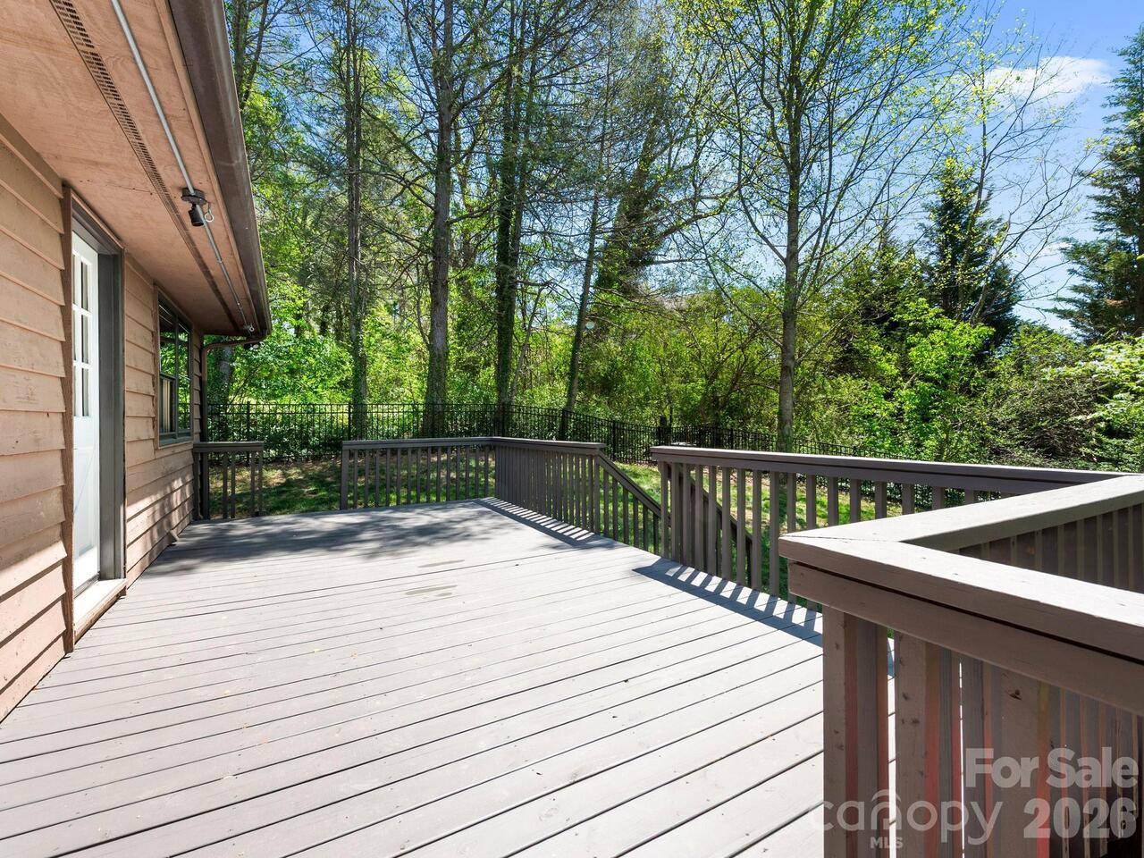 Listing Photo 32