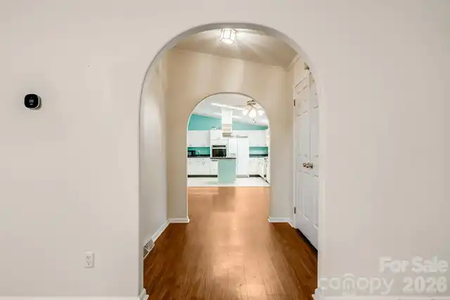 Listing Photo 13