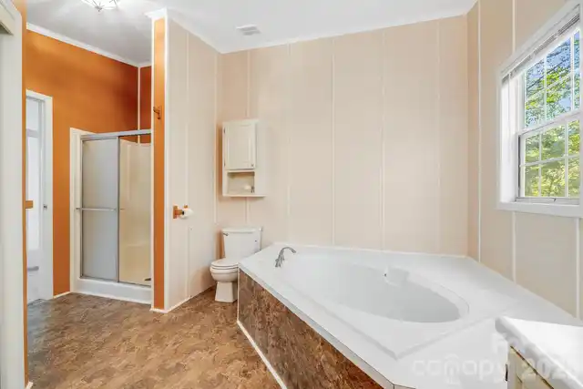 Listing Photo 27