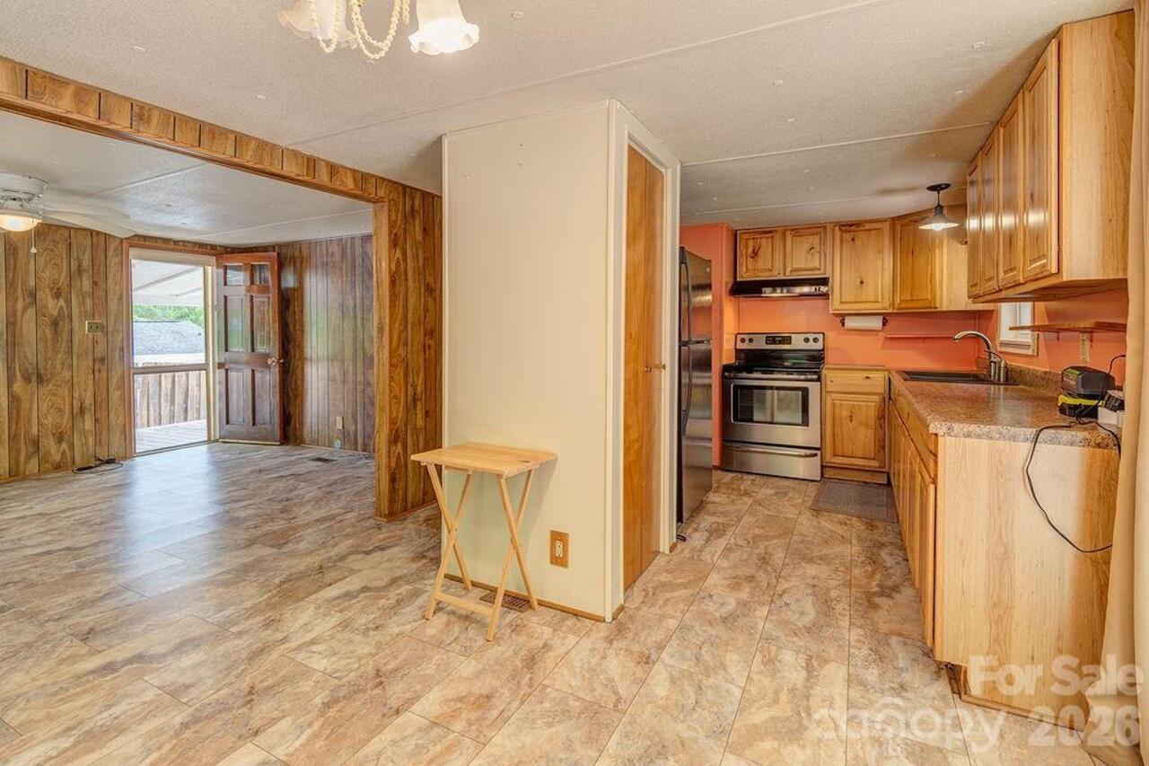 Listing Photo 7
