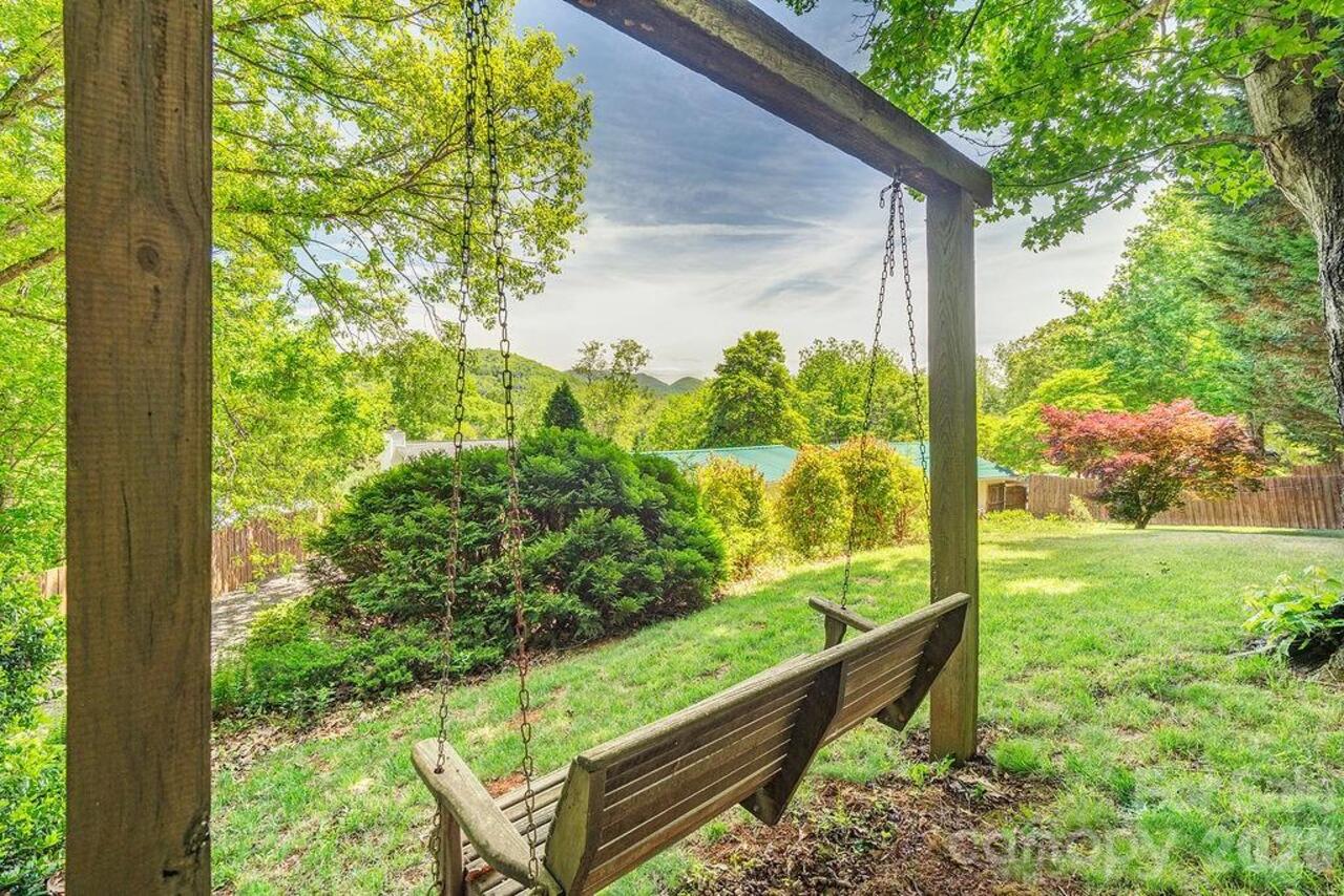 Listing Photo 18
