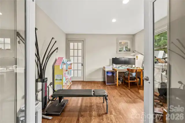 Listing Photo 16