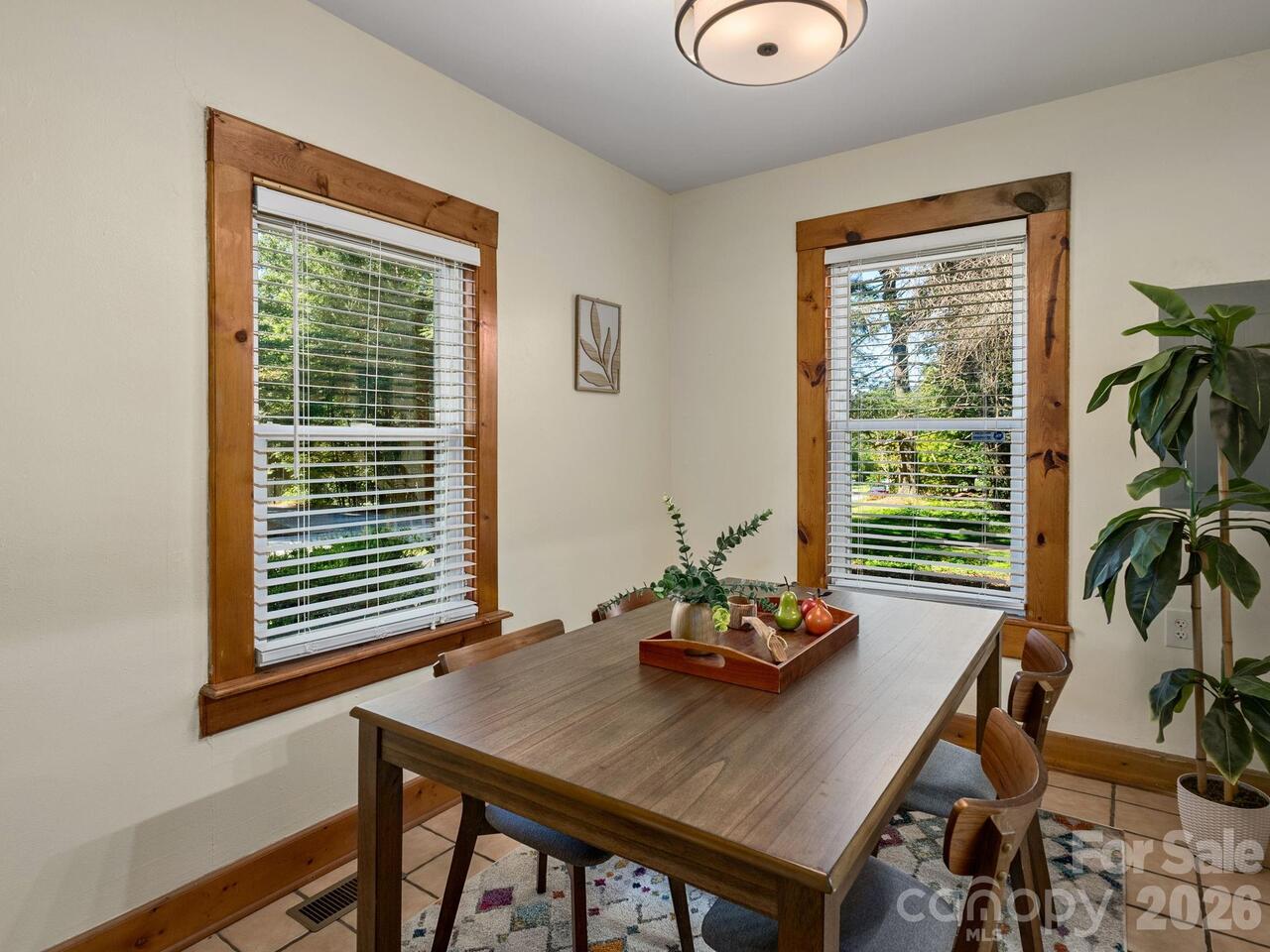 Listing Photo 7