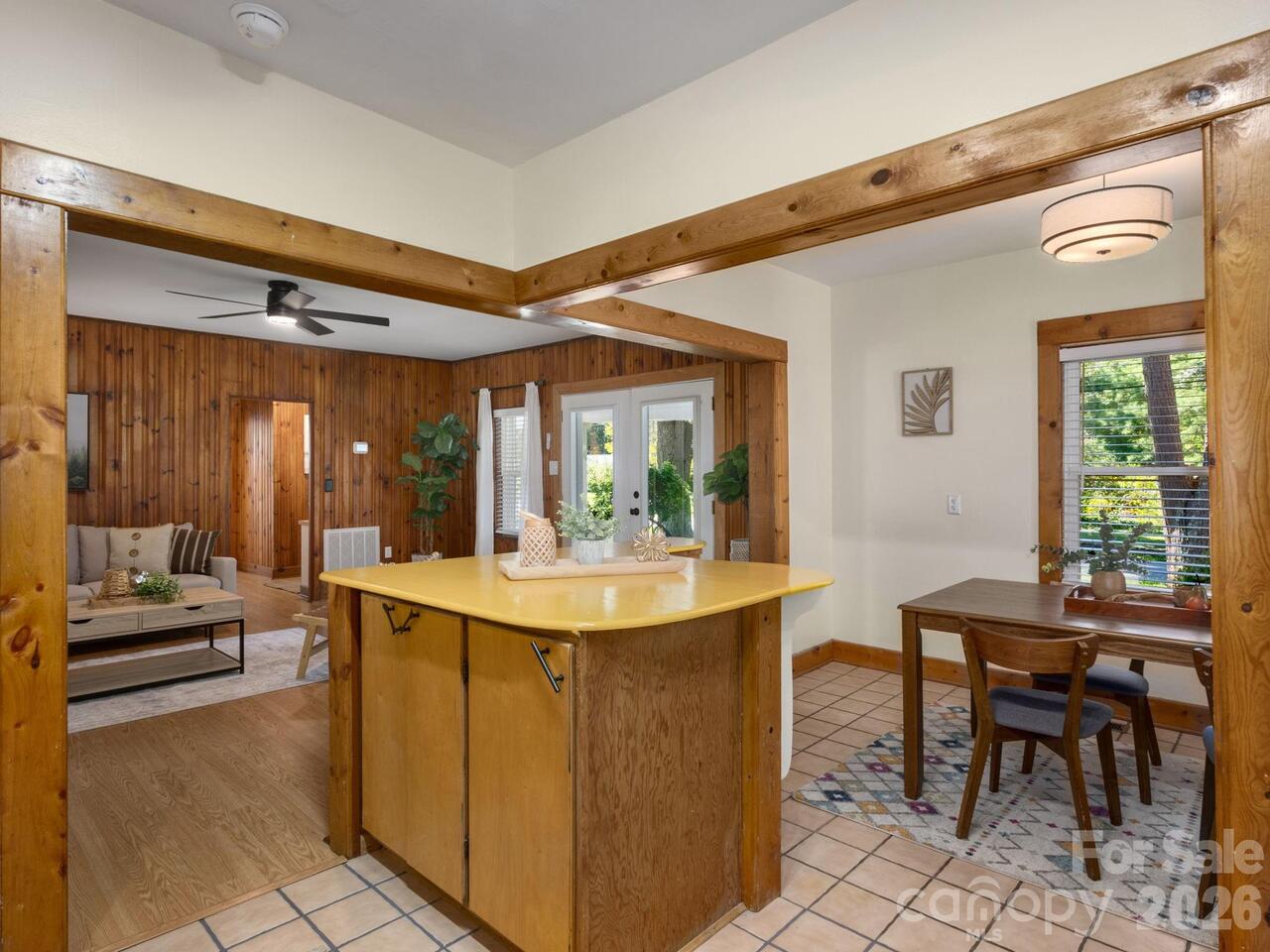 Listing Photo 10