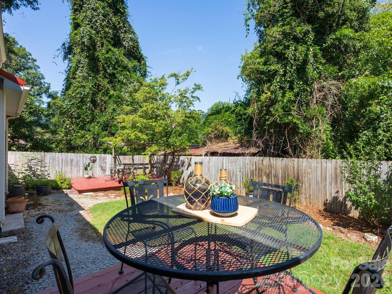 Listing Photo 21