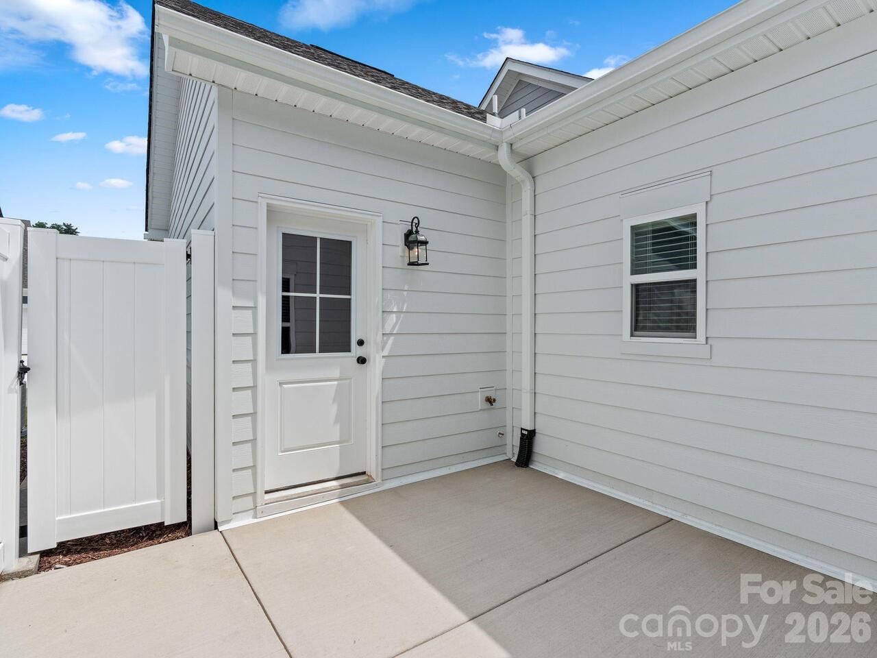 Listing Photo 38