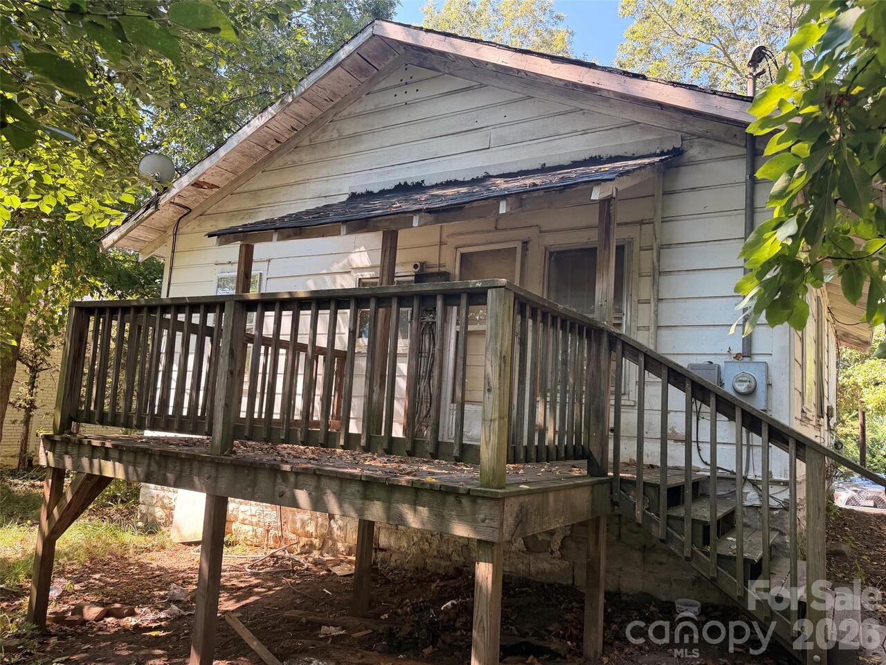 Listing Photo 12