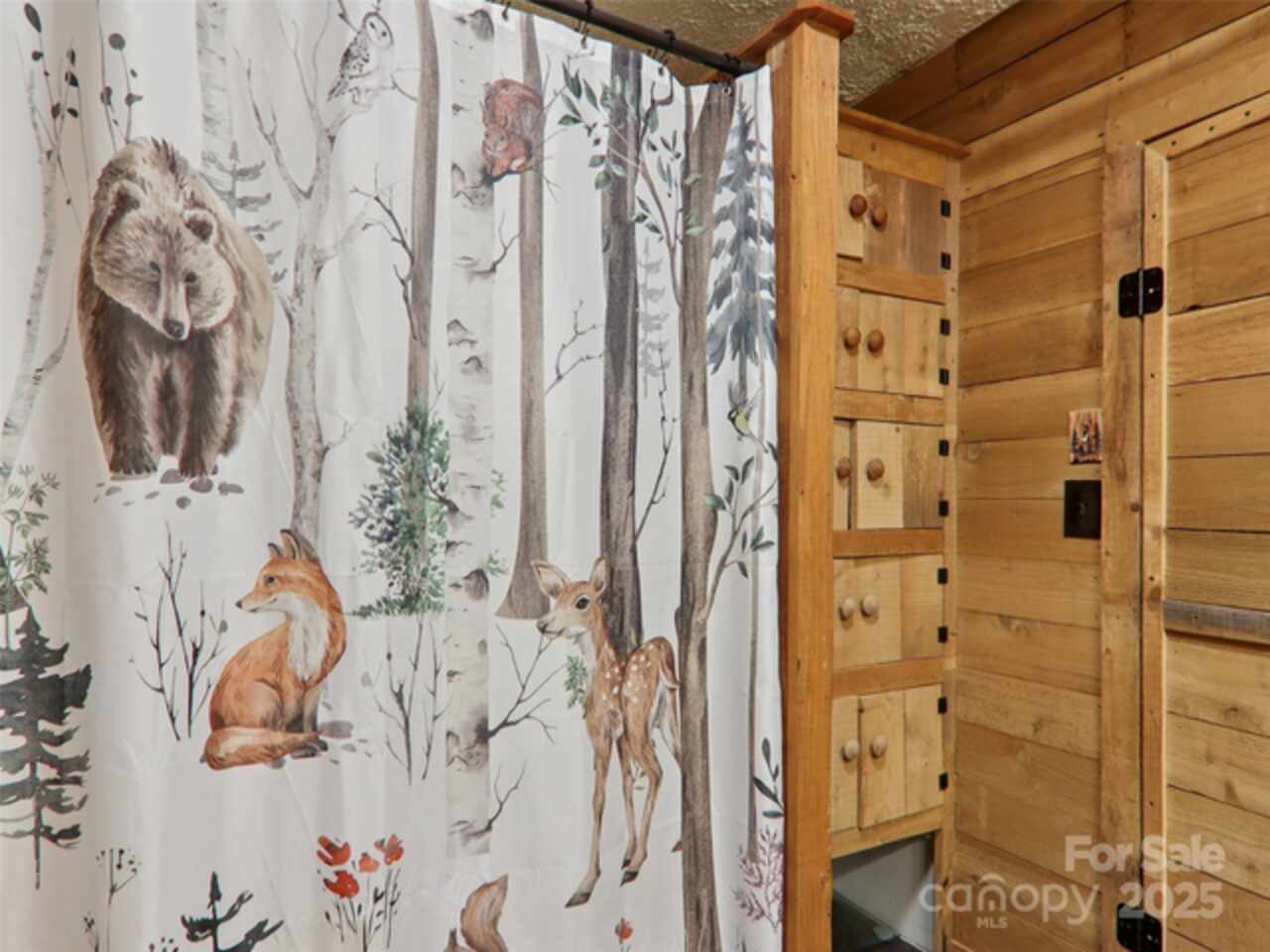 Listing Photo 17