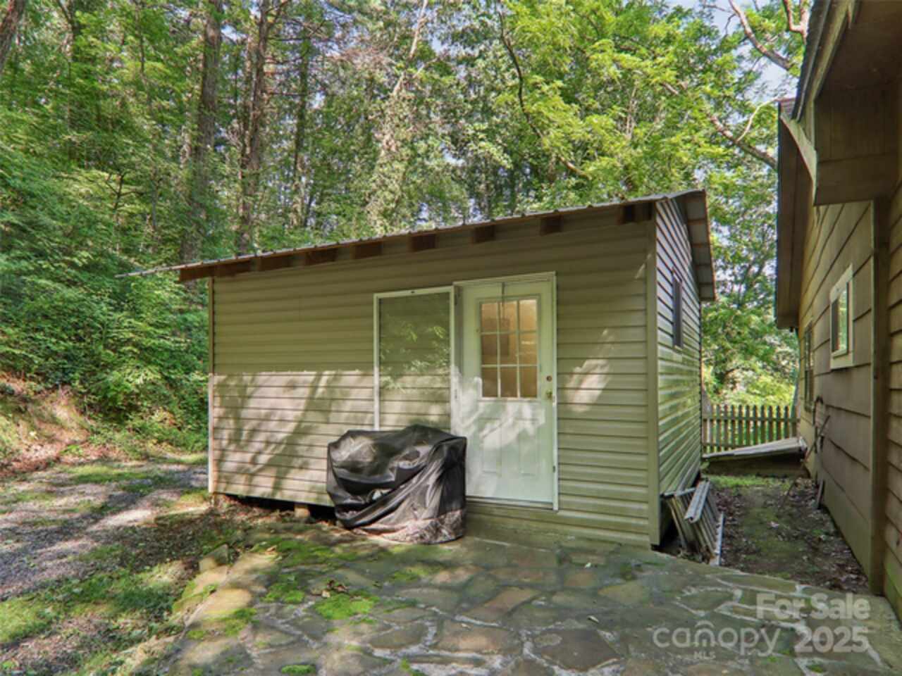 Listing Photo 33