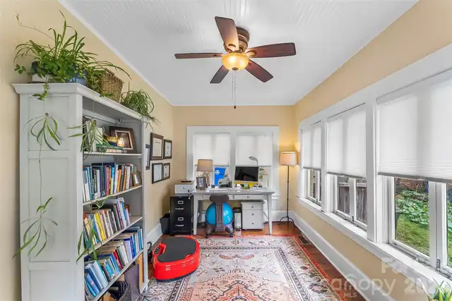 Listing Photo 17
