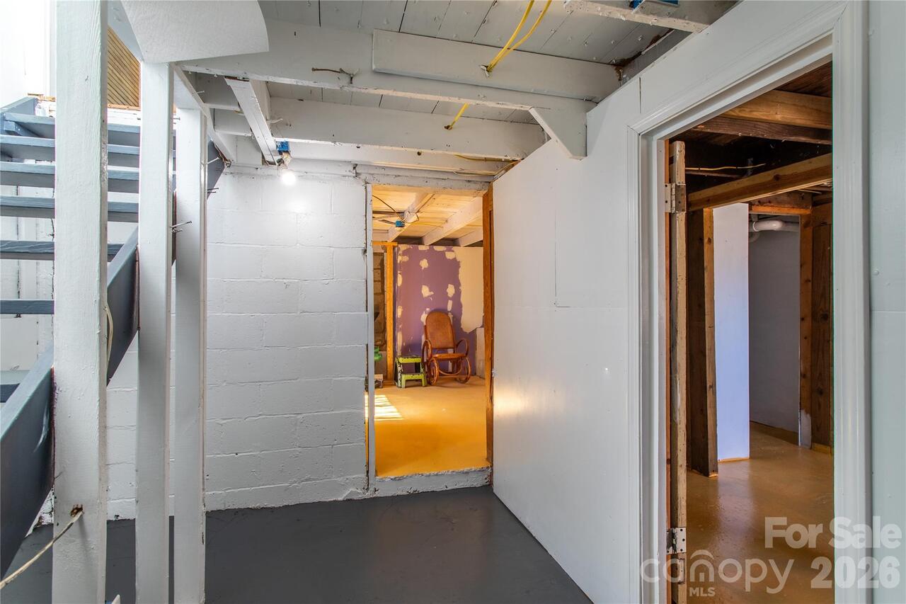 Listing Photo 19