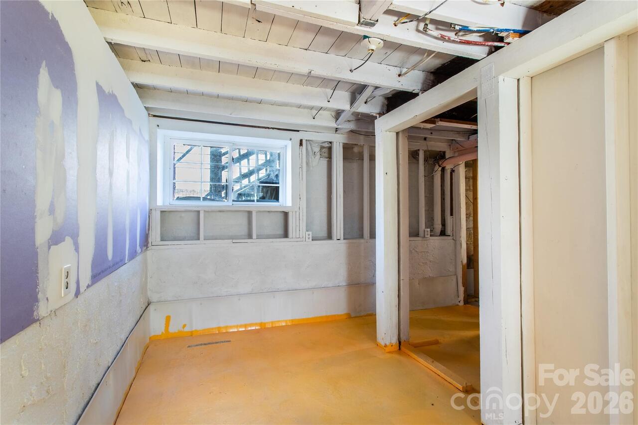 Listing Photo 21