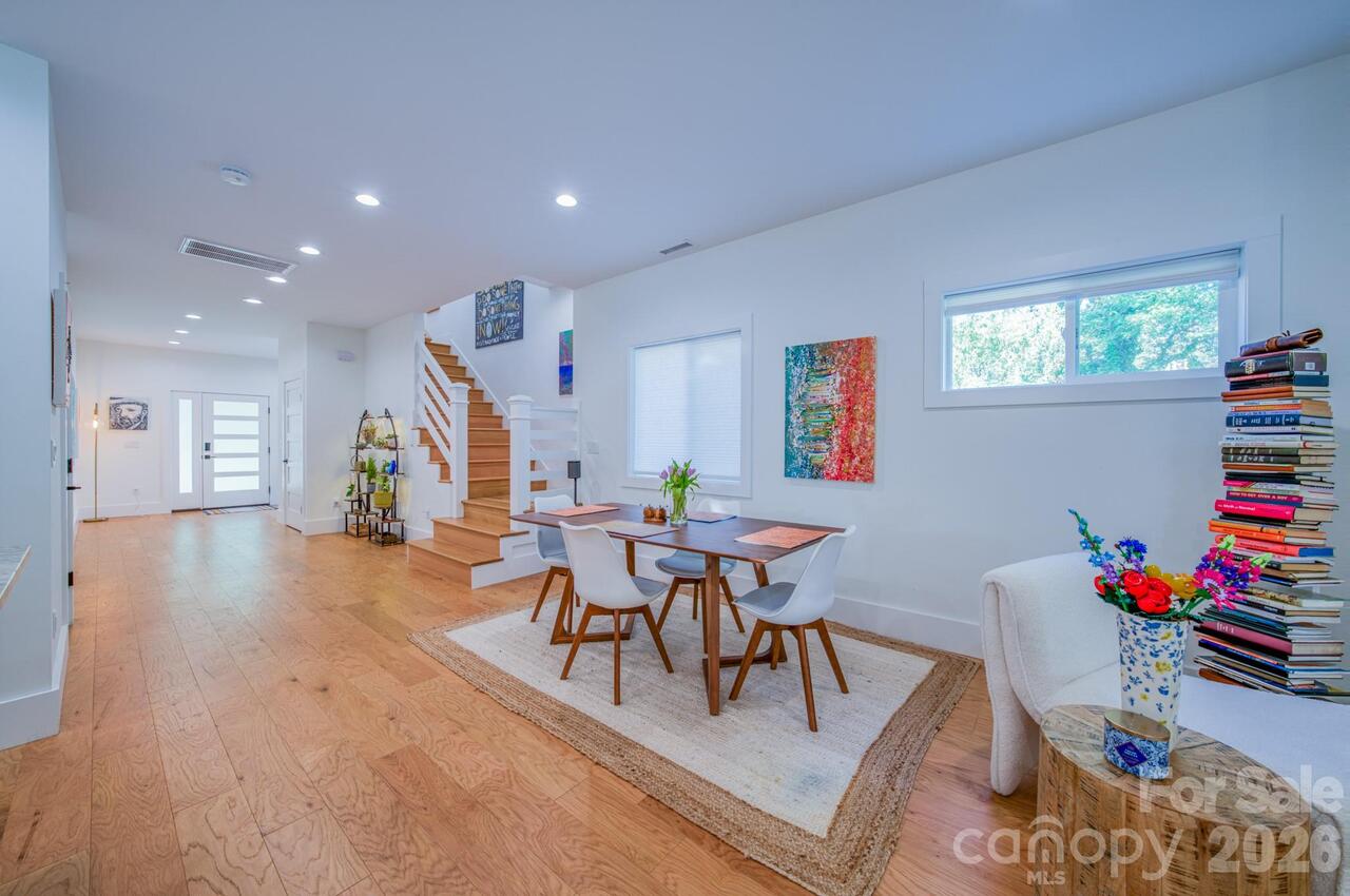 Listing Photo 16
