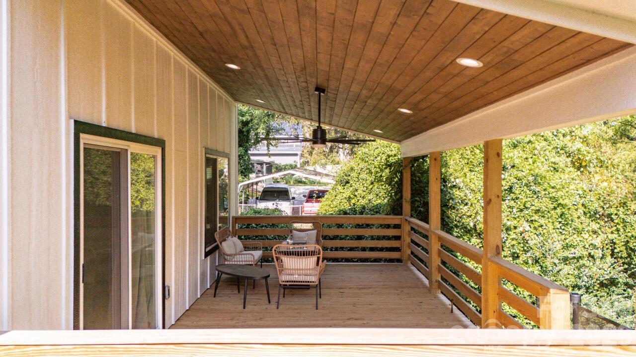Listing Photo 32