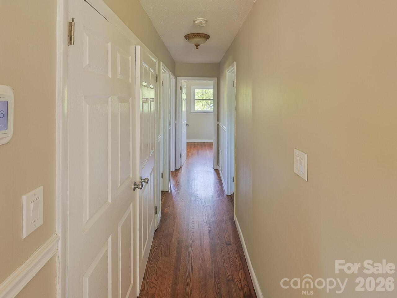 Listing Photo 9