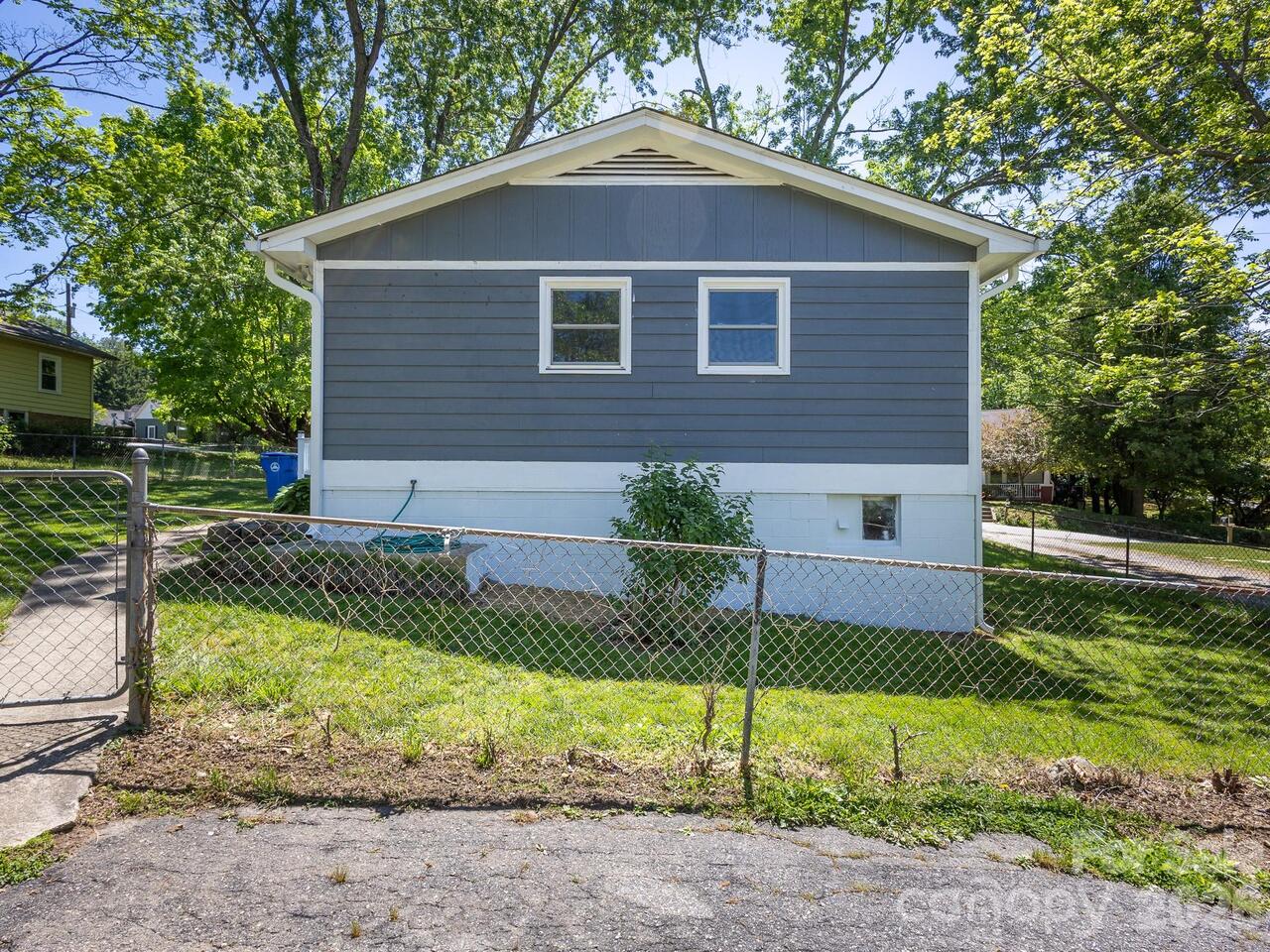 Listing Photo 19