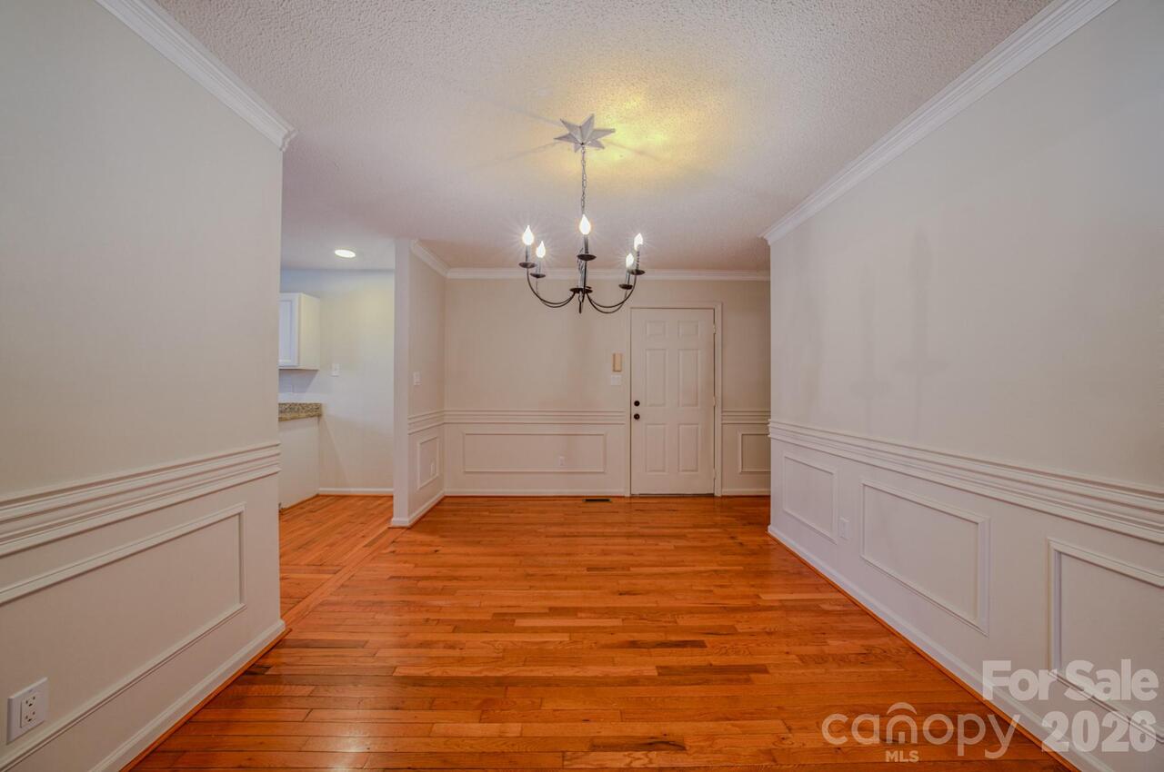 Listing Photo 6