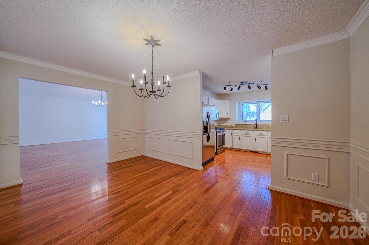 Listing Photo 7