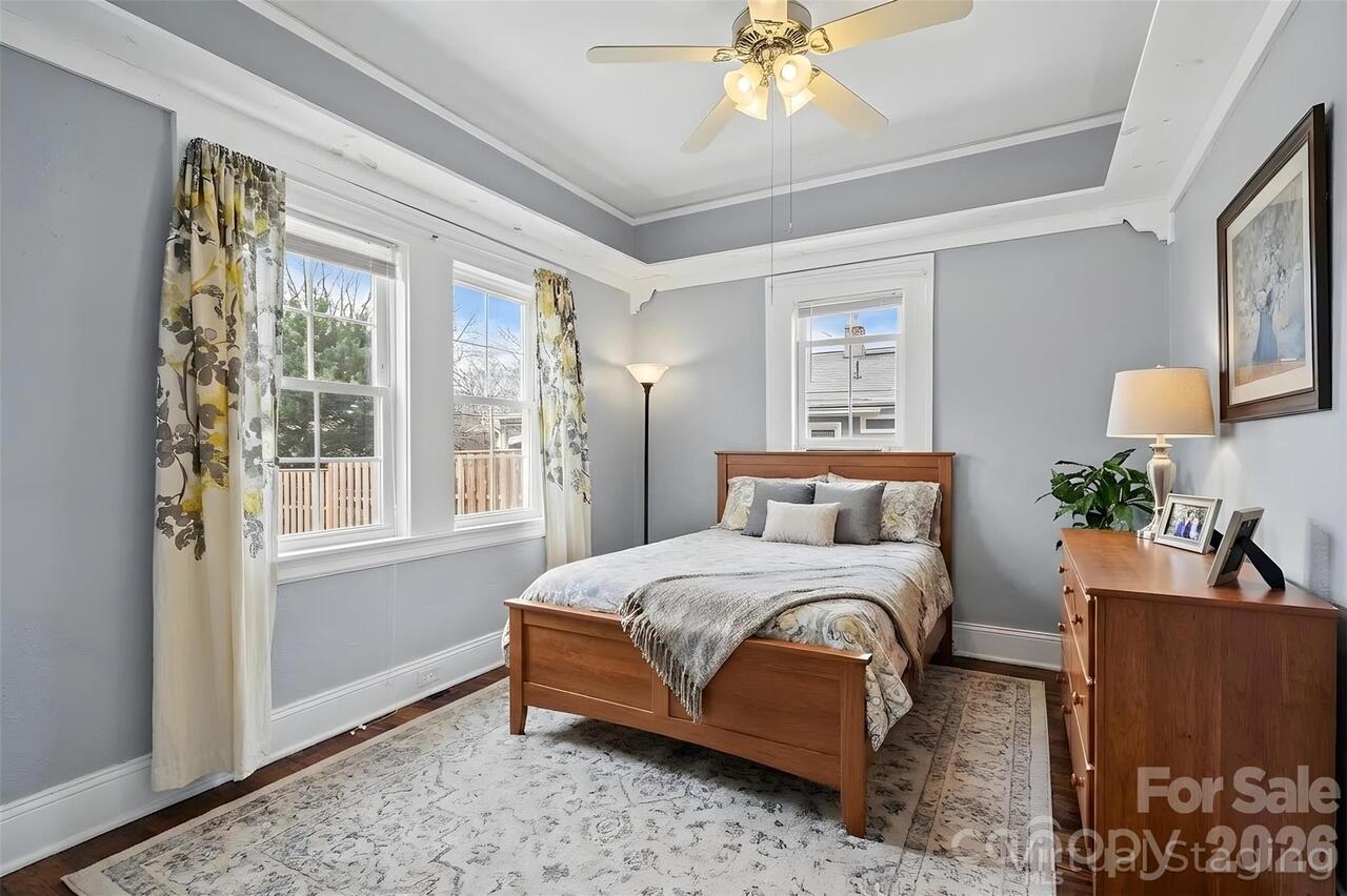 Listing Photo 17