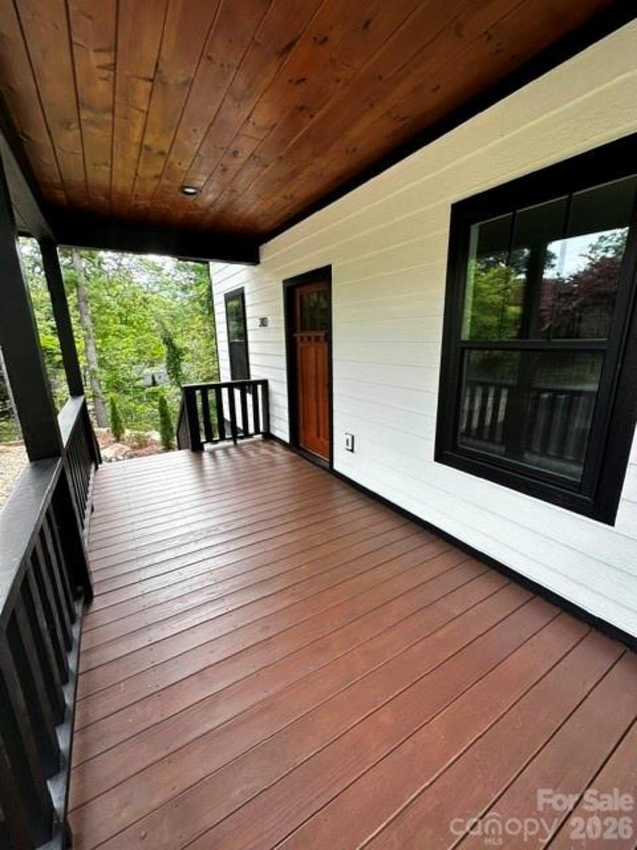 Listing Photo 17