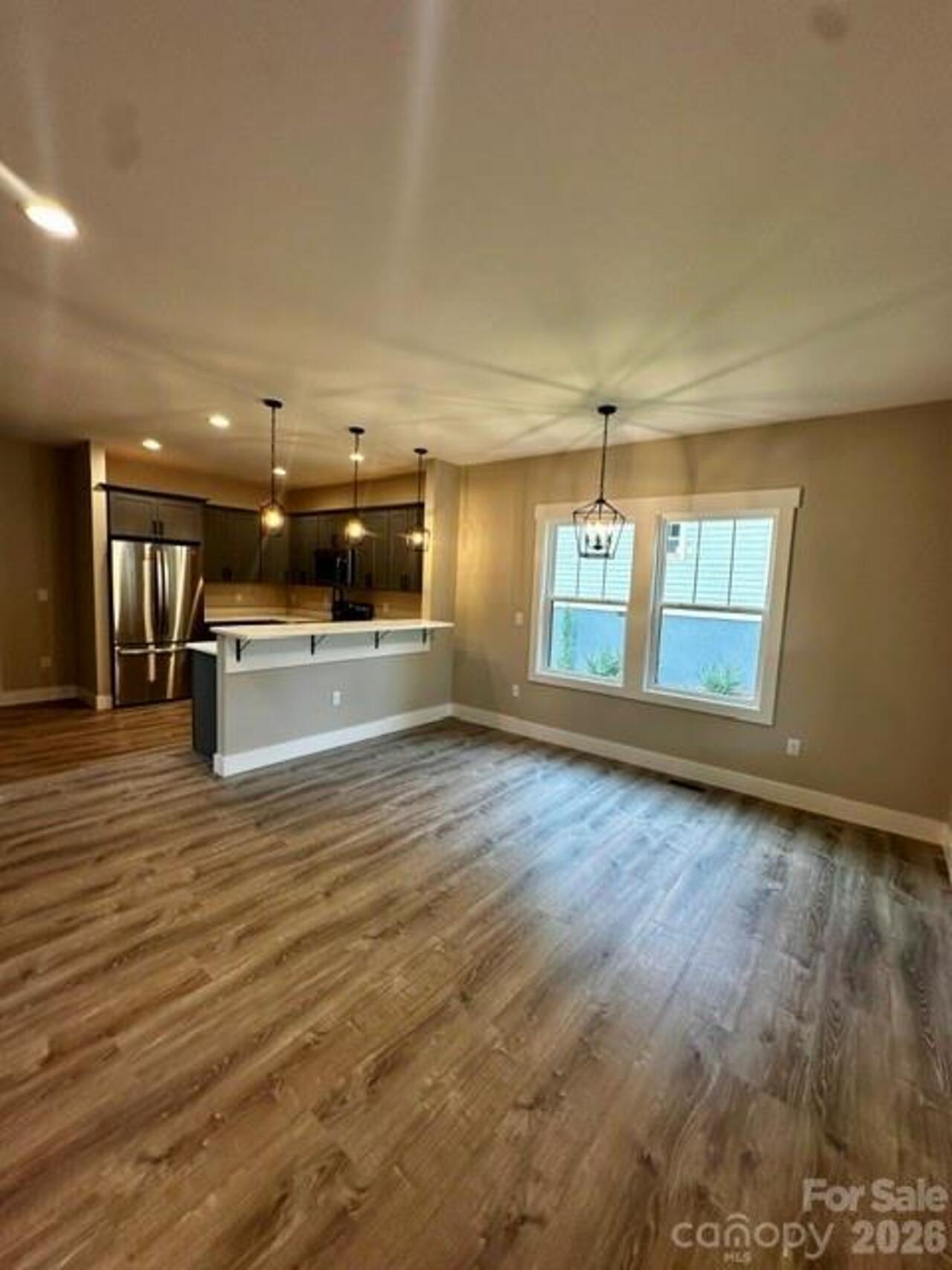 Listing Photo 23