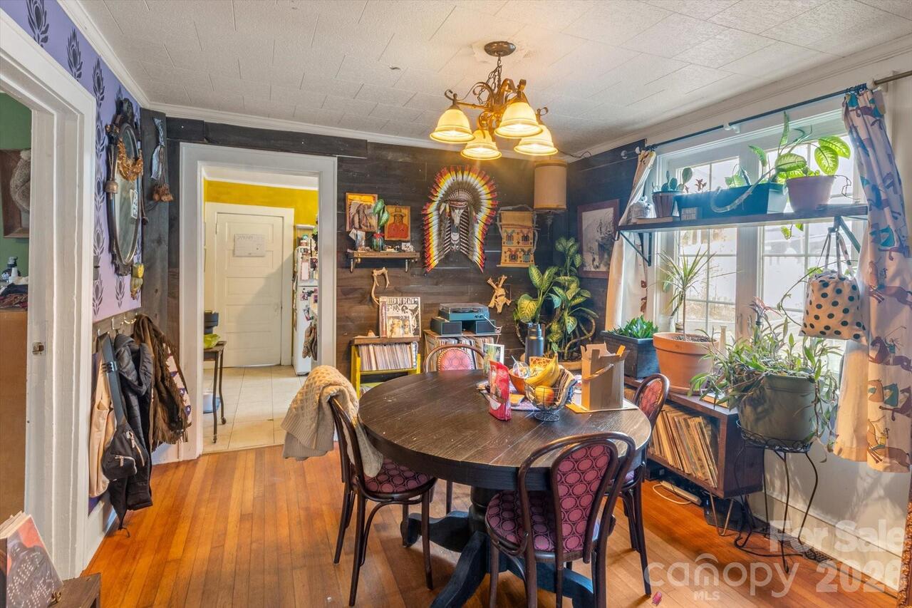Listing Photo 5
