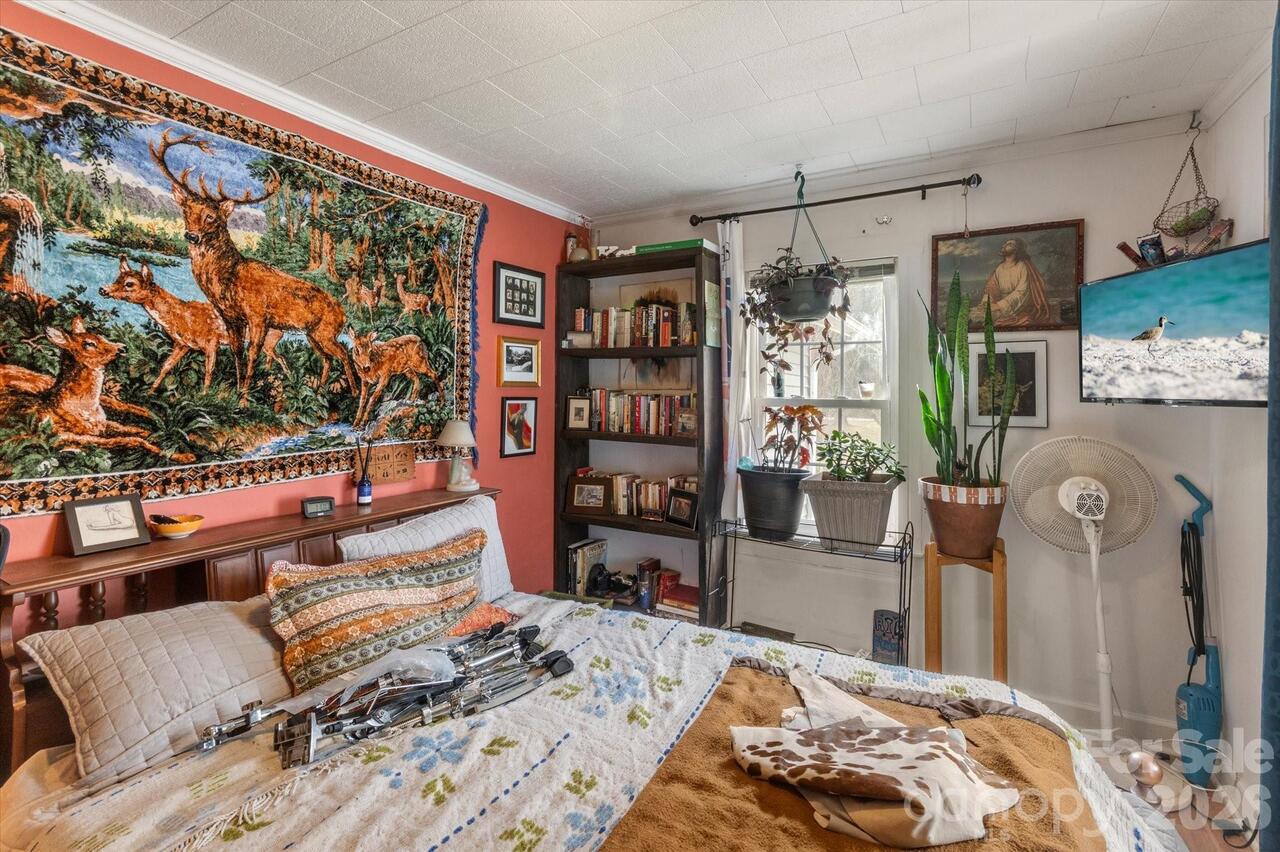 Listing Photo 19