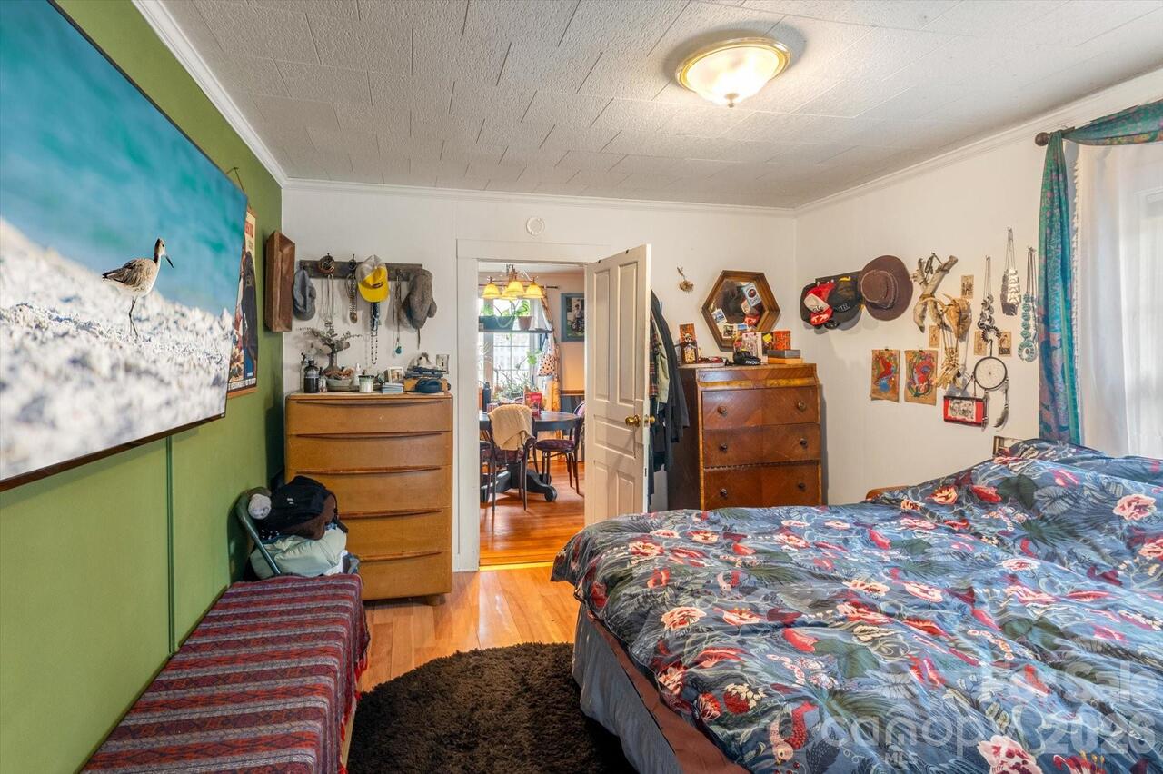 Listing Photo 23