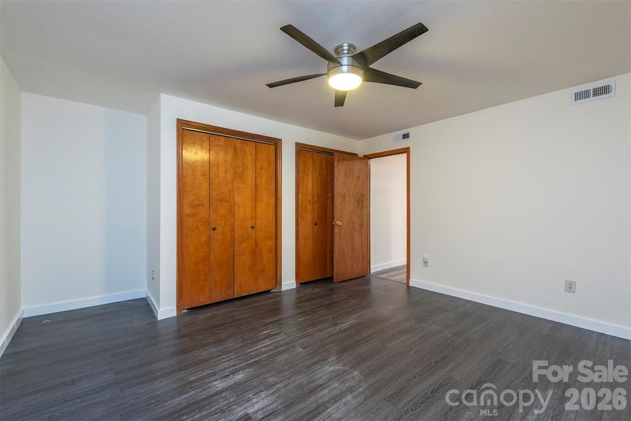 Listing Photo 13