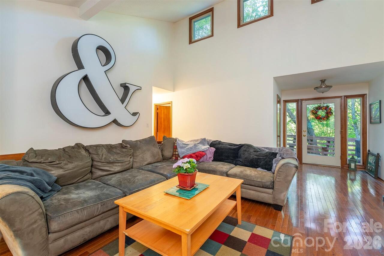 Listing Photo 19