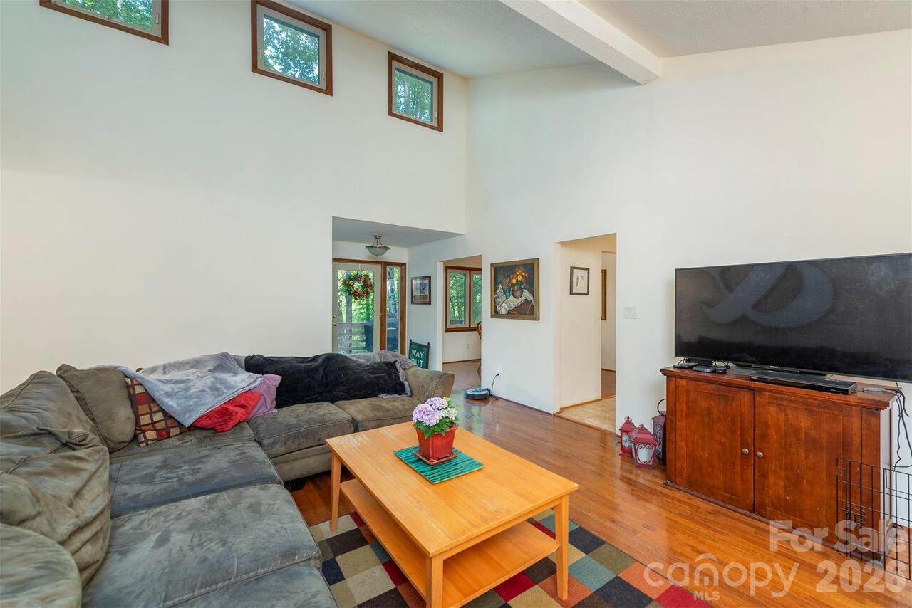 Listing Photo 21