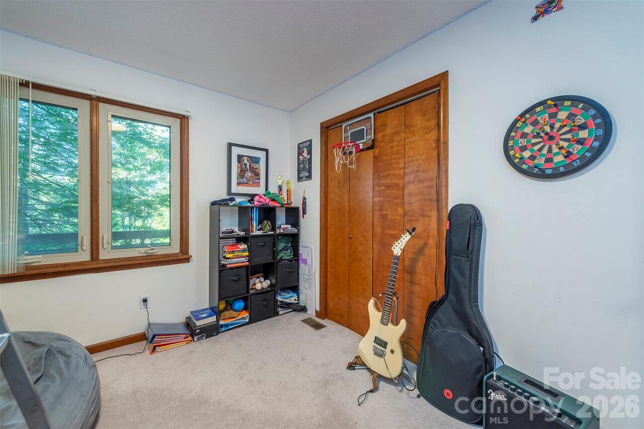 Listing Photo 25