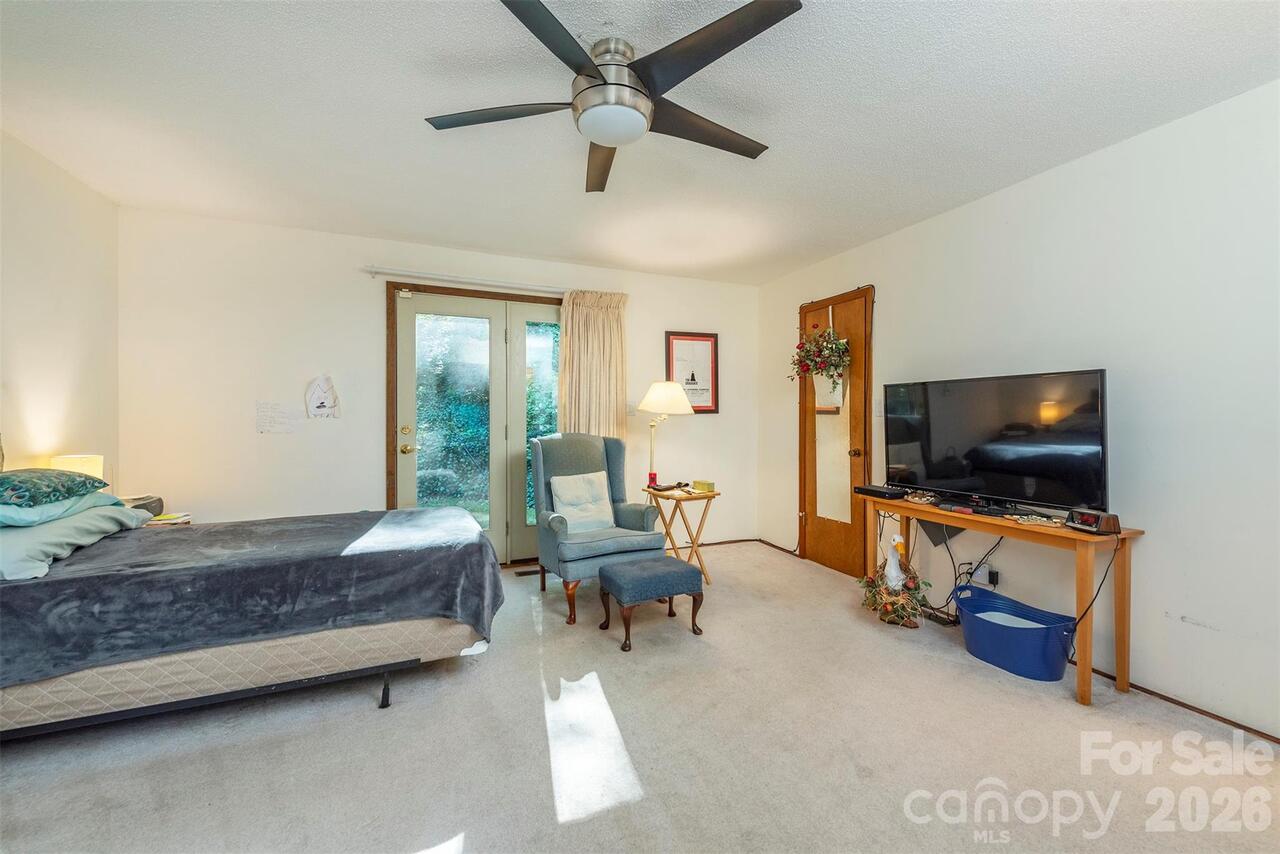 Listing Photo 37