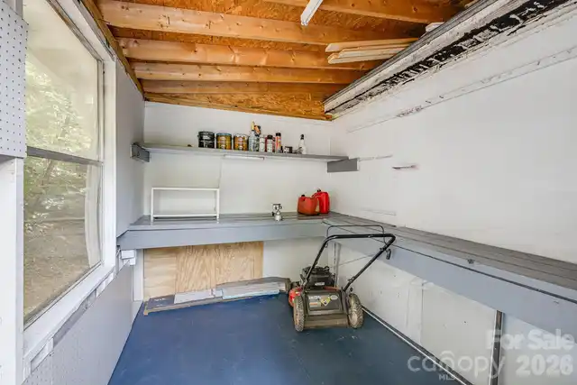 Listing Photo 32