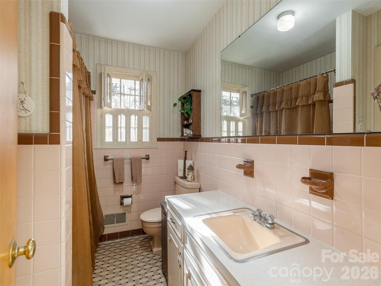 Listing Photo 21