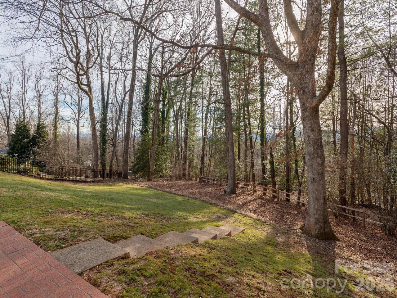 Listing Photo 33