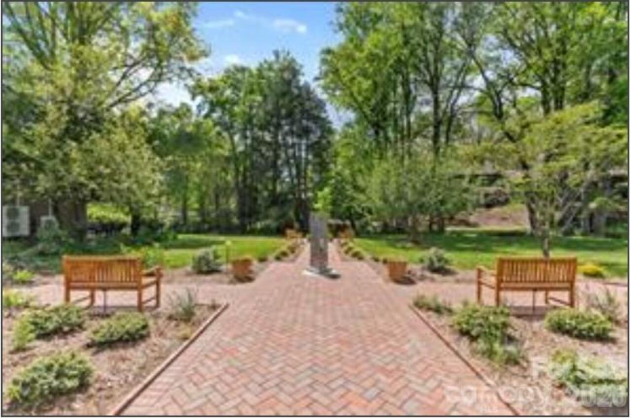 Listing Photo 36