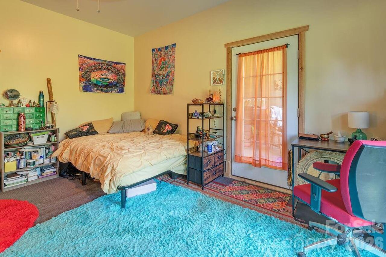 Listing Photo 13